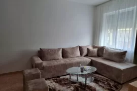 Apartament 3+1 me qira ne zonen e Bllokut, Miete