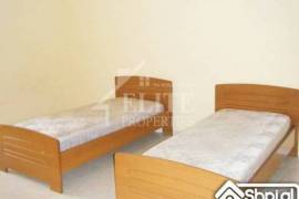 Shitet apartament 1+1 te pallatet Insig,rr.”Irfan