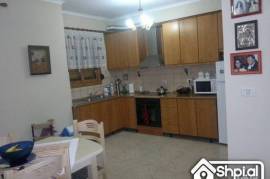 SHITET APARTAMENT 2+1 GJIROKASTER, Shitje