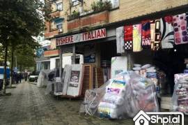 Okazion Perballe Tregut Te Medresese Shitet Dyqan, Sale