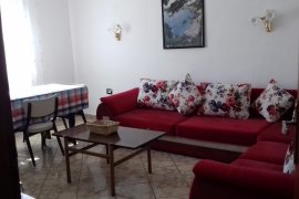 APARTAMENT ME QERA 2+1 TEK 21 DHJETORI, Ενοικίαση