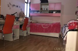 SHITET APARTAMENT 1+1 TEK BRRYLI !, Vente