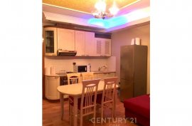 SHITET APARTAMENT 1+1 TEK TIRANA E RE !, Shitje