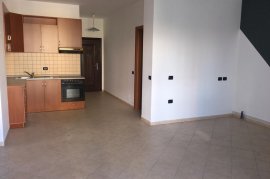 APARTAMENT ME QIRA 1+1  NE BLLOK , Huren