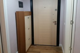 Jepet Me Qira Apartament 1+1 I Mobiluar Tek Komuna, Location