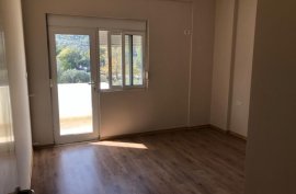 Tek Kopshti Zoologjik Shitet Apartament 2+1, Πώληση