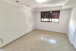 Apartament 2+1 me qira pranë “Zogut te Zi”, Ενοικίαση