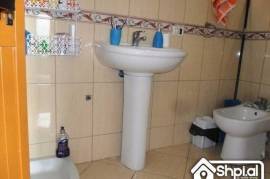 Apartament 2+1 shitje prane Pallatit me Shigjeta, Πώληση