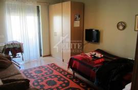 Shitet apartament 3+1 në Rr. “Mine Peza”, Shitje