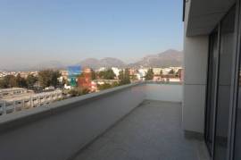 OKAZION! Tek Rruga Bardhyl, Shitet Apartament 1+1,, Vente