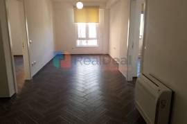 Myslym Shyri, Super Apartament 2+1 Me Qira Per Zyr, Ενοικίαση