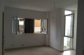 Apartament 2+1,95m2, 800 E/m2Liqeni i Thate, Eladás