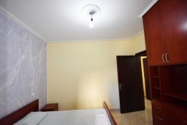 Shitet Apartament 1+1 me pamje anesore , Sale