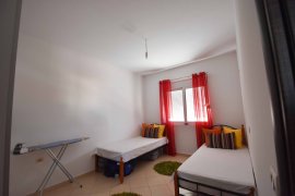 Shitet Apartament me pamje ballore nga deti, Venta