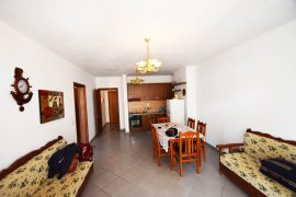 Shitet Apartament 2+1 ne qender te Sarandes, Vente