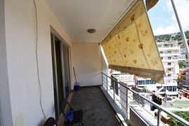 Shitet Apartament 2+1 ne qender te Sarandes, Shitje