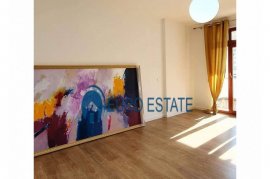 Tirane, shes apartament 3+1+A+BLK Kati 5, 218 m², Eladás