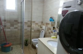 SHITET APARTAMENT 2+1 PRANE TREGUT TE VOGEL !, Shitje