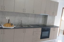 APARTAMENT ME QIRA 2+1 BOSH TEK PAZARI I RI, Qera