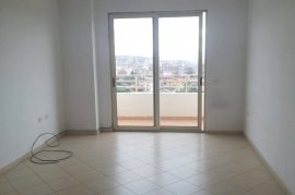 SHITET APARTAMENT 2+1 NË LAGJEN LONI DHAMO, LUSHNJ, Sale