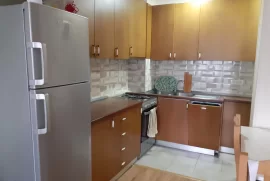 jepet me qera apartament 2+1, Ενοικίαση