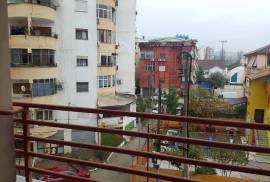 Apartament 1+1 ne Komune te Parisit, Shitje