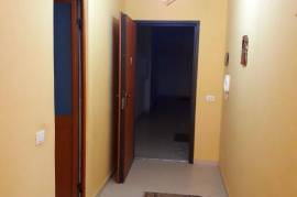 Okazion! Shitet Apartament 2+1 / Qender, Πώληση