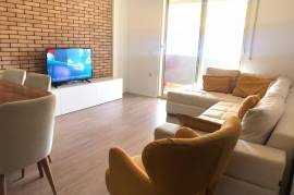 Jepet me Qera Apartament, Location