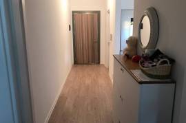 Jepet me Qera Apartament, Location