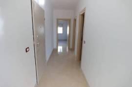 Apartament per shitje, Shitje