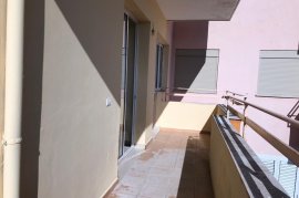 SHITET APARTAMENT 3+1 NË DIVJAKË, Venta