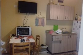 APARTAMENT ME QIRA 1+1 TEK RRUGA E DURRESIT, Ενοικίαση