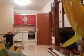 APARTAMENT ME QIRA 2+1 TE RRUGA DIBRES, Miete