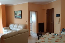 APARTAMENT 2+1 PER QIRA ,BLLOK, Qera