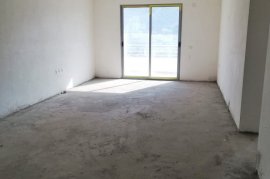 SHITET APARTAMENT NË LAGJEN XHEVDET NEPRAVISHTA, L, Vente