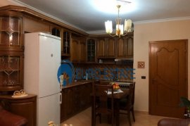 Tirane, shes apartament 2+1, 59.000 Euro (Laprake), Venta