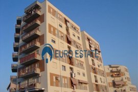 Tirane, shes apartament 1+1, 68.800 Euro Ish Park, Πώληση
