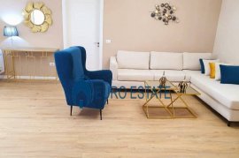 Tirane shes apartament 2+1, 175.000 Euro Ekspozita, Eladás