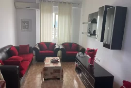 Apartament 1+1 me qira Astir, Alquiler